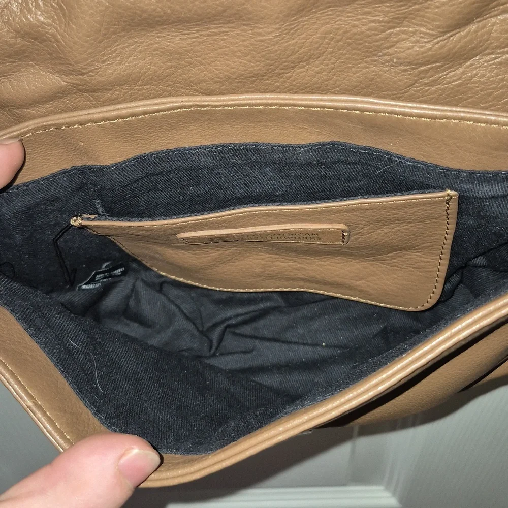 FREE Great American Leatherworks Brown Quilted Chain Strap Shoulder Bag - Picture 12 of 14